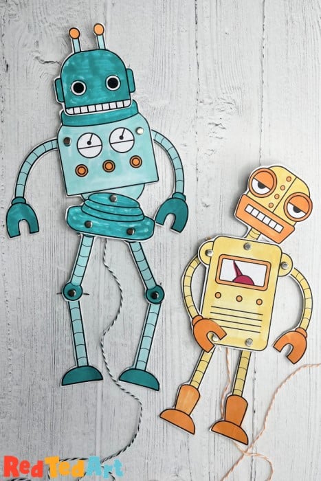 You can make a robot out of pretty much anything, as these Robot Crafts for Kids prove! Get out those craft supplies, search the trash can & let's go!