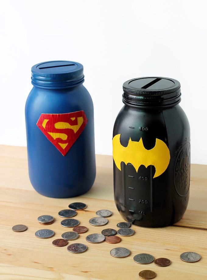 If you want to gift your brother something he'll never forget, check out these easy handmade gift ideas for boys! Ninjas, catapults, silly putty & more!