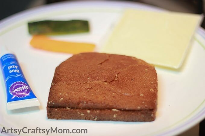 Tricolor India Gate Food Art - Republic Day Special 2 Make this fun Tricolor India Gate food art with your kids to celebrate republic day. Easy no cook, no bake instant snack for kids to make and eat.