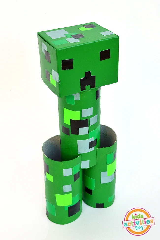 Save up all those empty toilet paper rolls, because we've got a list of 50 super cute paper roll crafts for you and your kids to make and play with!