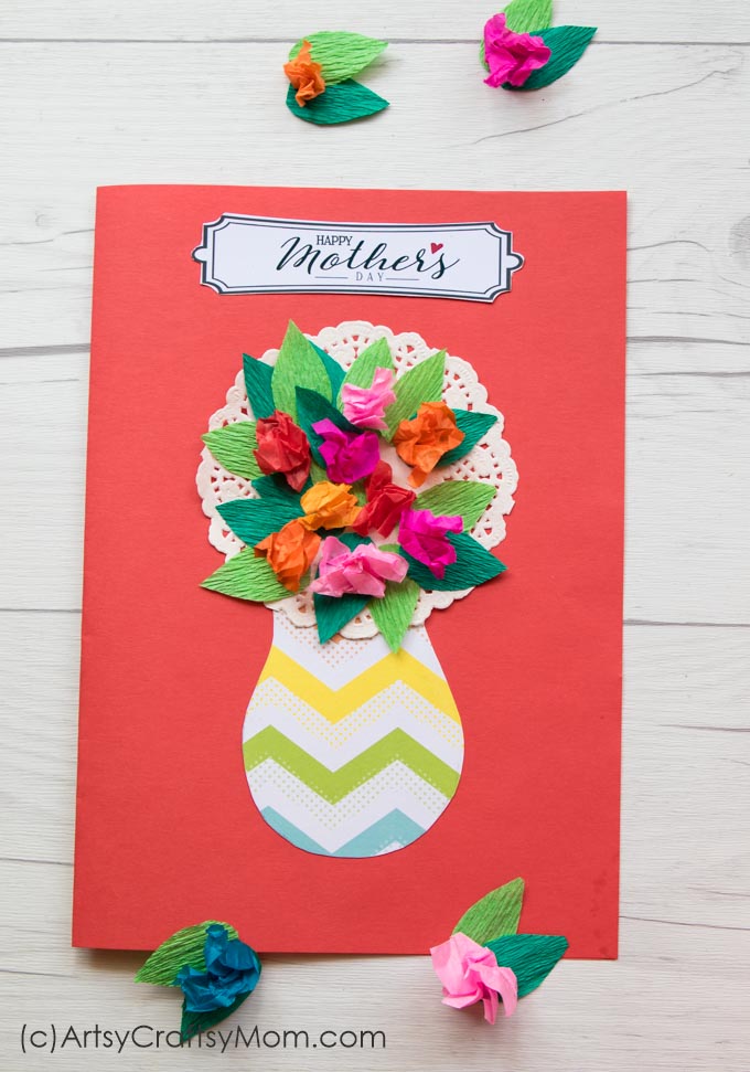 crumpled paper flower Mother’s Day card for preschoolers