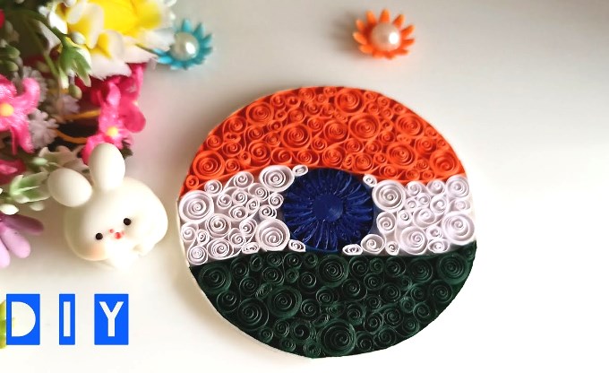 15 Tricolor Paper Quilling Ideas for Independence Day 4 Celebrate India's Independence in style this 15th August - with some stunning tricolor paper quilling ideas! Includes flowers, jewelry and more!