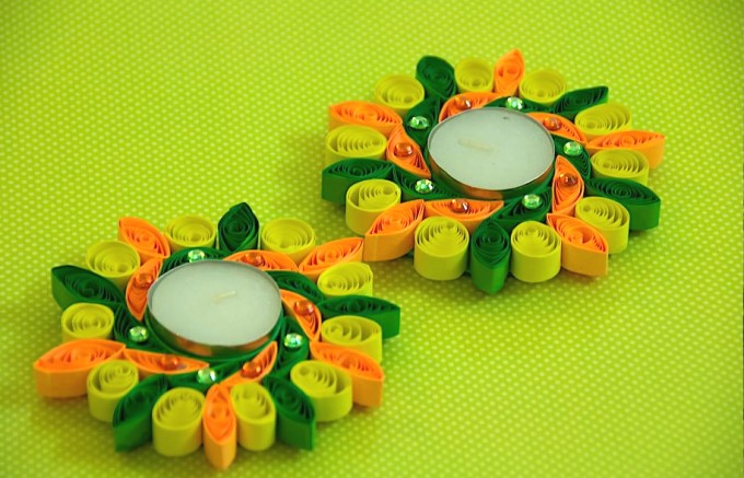 15 Tricolor Paper Quilling Ideas for Independence Day 13 Celebrate India's Independence in style this 15th August - with some stunning tricolor paper quilling ideas! Includes flowers, jewelry and more!