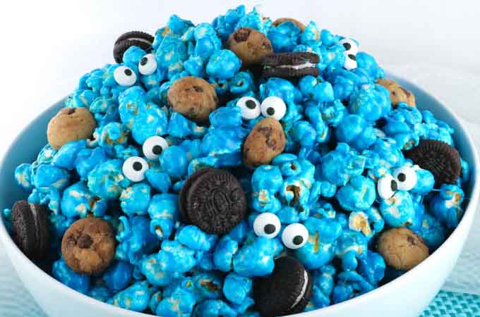 10 Fun Cookie Monster Crafts for Kids 3 Cookie Monster Craft 11
