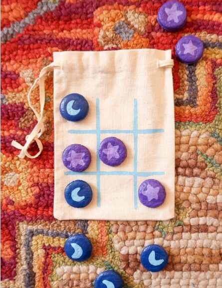 Looking for gift ideas for Eid? Why not make your own, with these DIY Eid Gifts that are perfect for kids to make and gift their friends!