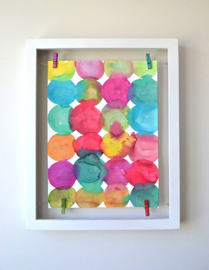 Let your children makeover their room with these gorgeous DIY wall art projects for kids! And don't worry, they're great for adults too!!
