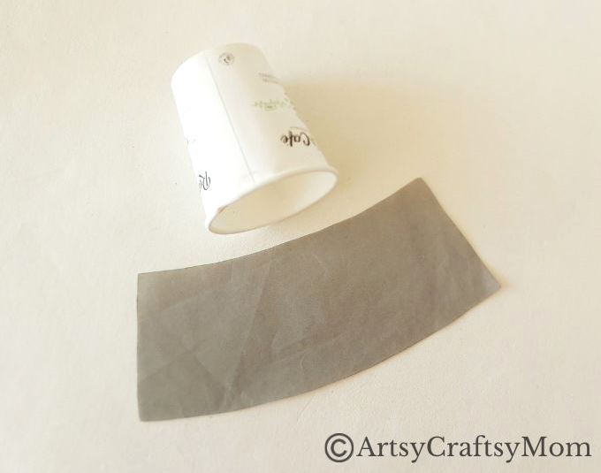 Here's a cute little paper cup robot craft for kids to make and play with! A fun craft that shows children how to upcycle ordinary household items!