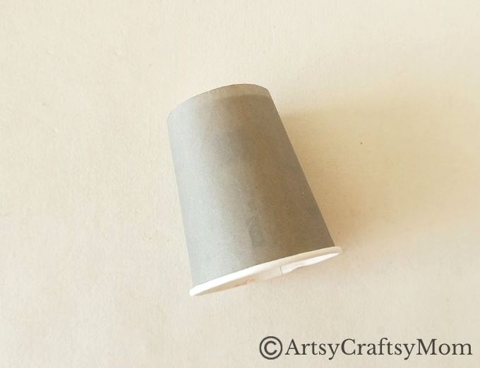 Here's a cute little paper cup robot craft for kids to make and play with! A fun craft that shows children how to upcycle ordinary household items!