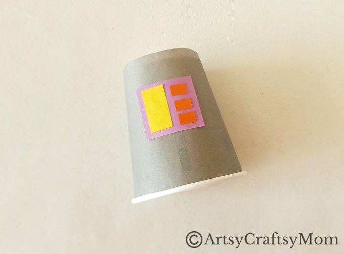 Here's a cute little paper cup robot craft for kids to make and play with! A fun craft that shows children how to upcycle ordinary household items!