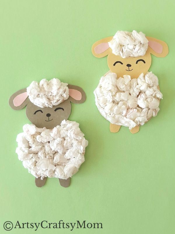 Crumpling paper is fun, & this crumpled paper sheep craft is a great way to use up all those crumpled bits! Easy fine motor exercise for young kids.