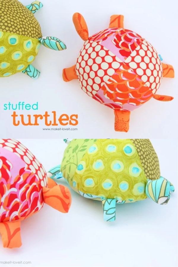 This summer, try out some fun turtle crafts and activities - perfect for World Turtle Day on May 23rd or World Sea Turtle Day on June 16th!