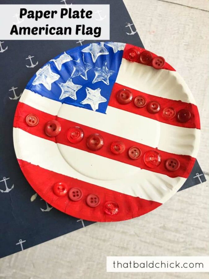 Celebrate the Land of the Free with these Crackling 4th of July Crafts for Kids! Gather all your red, blue, and white supplies, and get ready to start crafting!