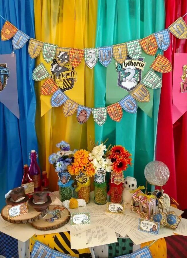 Here are some budget-friendly, yet magical Harry Potter party ideas for any occasion! Perfect for a birthday, anniversary or a Potter movie marathon!