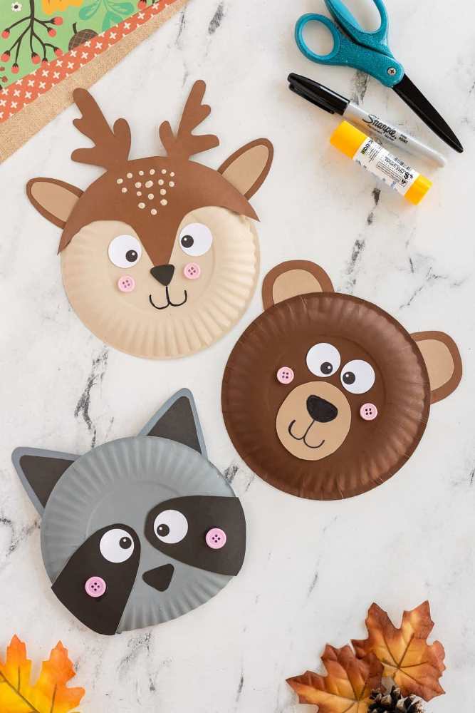 Celebrate International Raccoon Appreciation Day on 1st October with some fun raccoon crafts for kids! Learn about these creatures as you DIY!