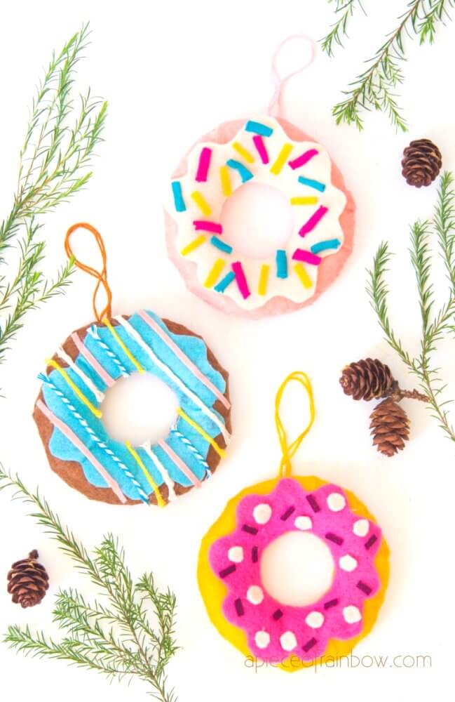Doughnuts are delicious, but you can also make crafts based on them! Here are some fun Doughnut Crafts to try, in time for National Donut Day!
