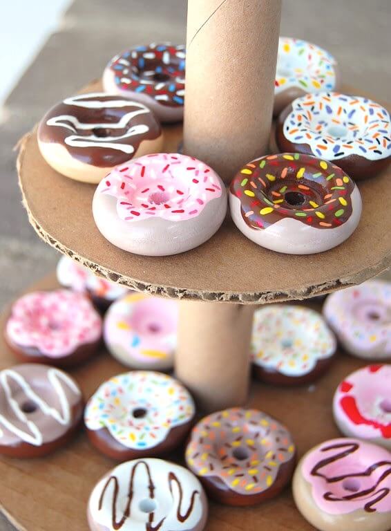 Doughnuts are delicious, but you can also make crafts based on them! Here are some fun Doughnut Crafts to try, in time for National Donut Day!