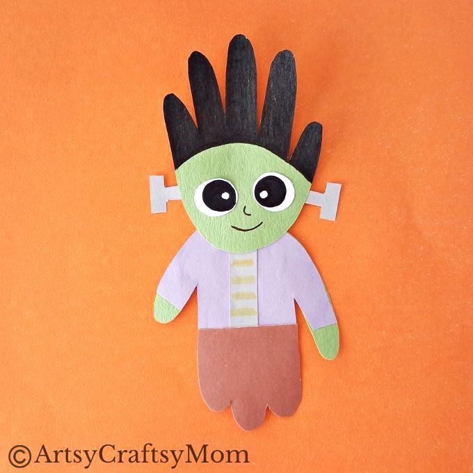 This handprint Frankenstein craft is super easy for kids to make - it's not at all like Dr. Frankenstein struggling to put together his monster!