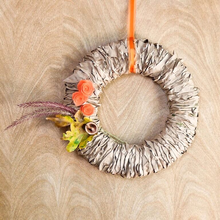 Our Last Minute Thanksgiving week Ideas have you covered when it comes to decorations, food, crafts, activities and much more!