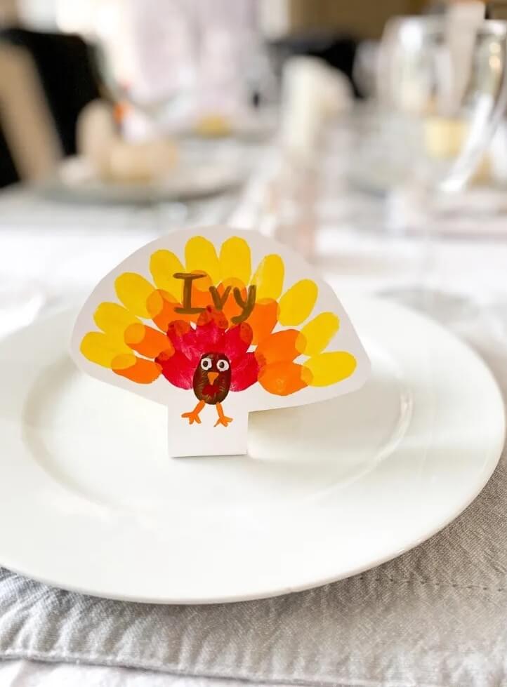 Our Last Minute Thanksgiving week Ideas have you covered when it comes to decorations, food, crafts, activities and much more!
