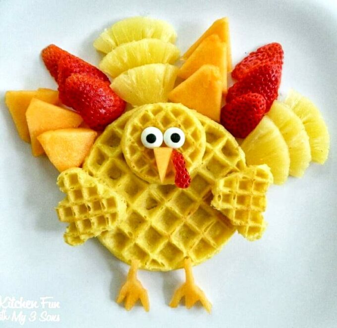 Our Last Minute Thanksgiving week Ideas have you covered when it comes to decorations, food, crafts, activities and much more!