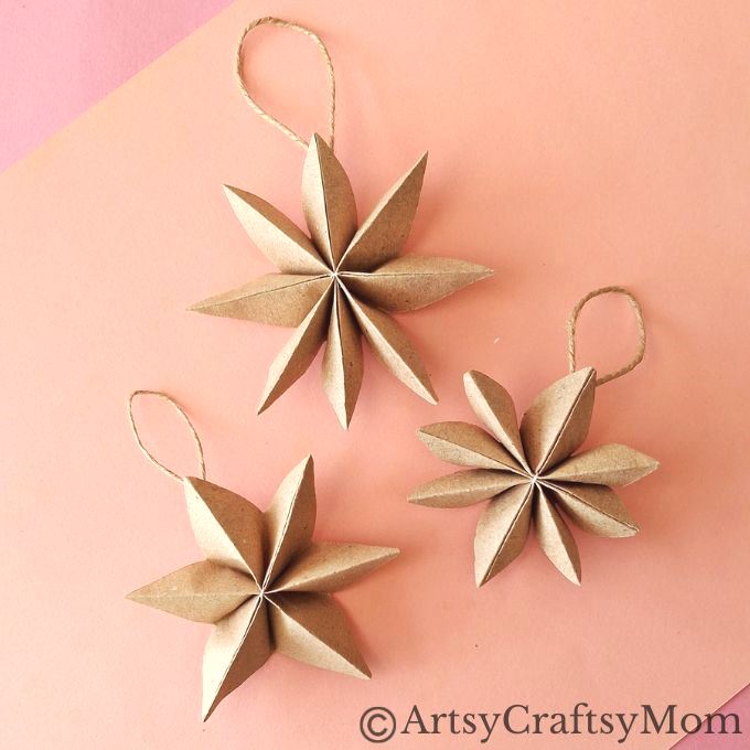 Can you turn a paper bag into a Christmas ornament? Well, this paper bag star ornament craft certainly proves it can be done without much effort!