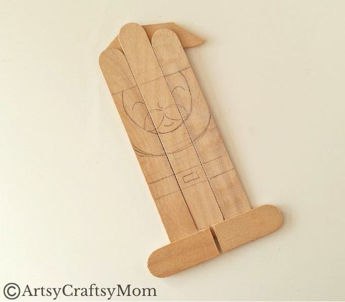 Ho ho ho!!! It's that time of the year, and Santa's here! Have fun making this Popsicle stick Santa craft with craft sticks, paint and glue!