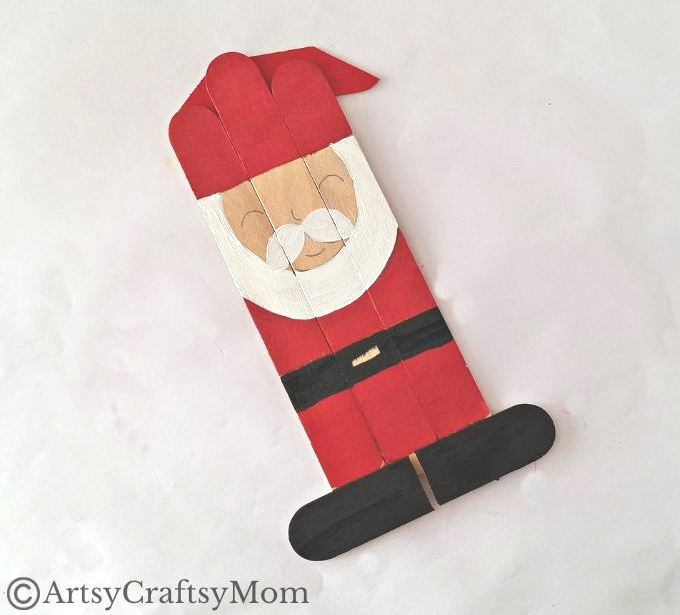 Ho ho ho!!! It's that time of the year, and Santa's here! Have fun making this Popsicle stick Santa craft with craft sticks, paint and glue!
