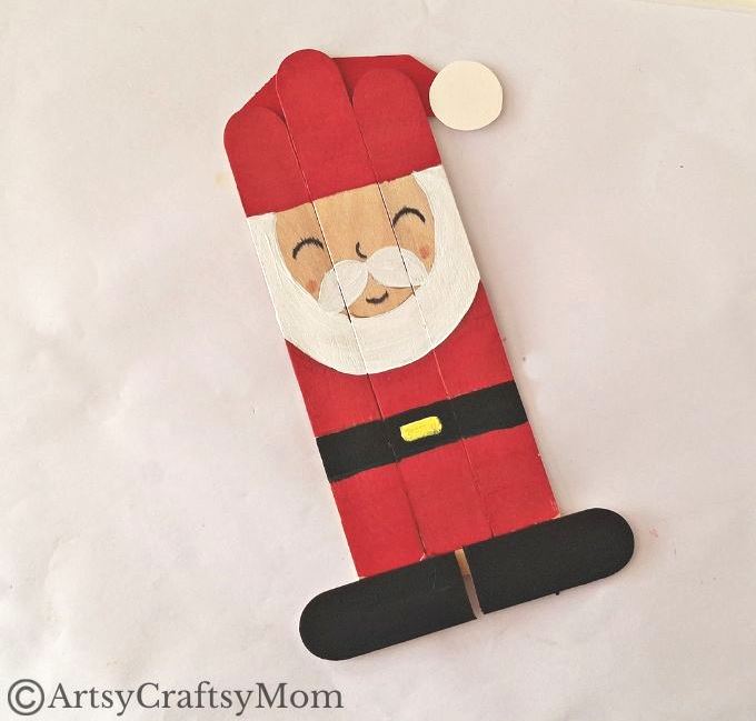 Ho ho ho!!! It's that time of the year, and Santa's here! Have fun making this Popsicle stick Santa craft with craft sticks, paint and glue!