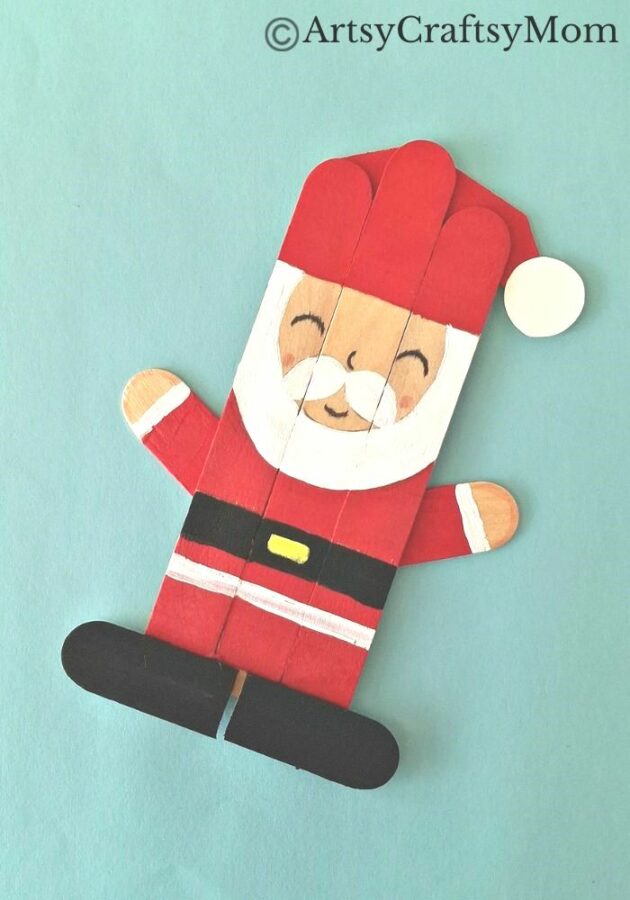 Ho ho ho!!! It's that time of the year, and Santa's here! Have fun making this Popsicle stick Santa craft with craft sticks, paint and glue!