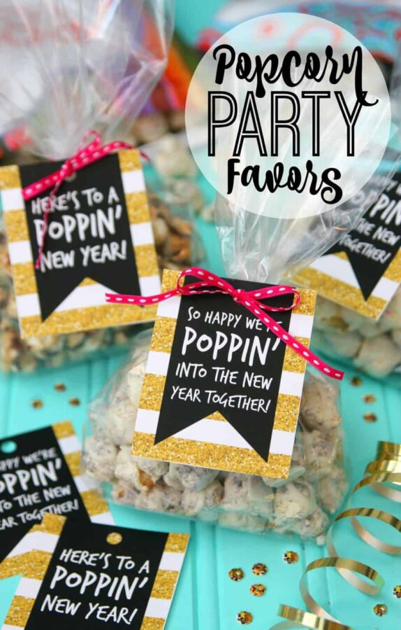 Ring in 2026 with our 30 DIY New Year's Eve Party Ideas for Kids! Discover easy crafts and exciting games to delight children. Ideal for teachers and homeschooling moms planning a fun-filled celebration.