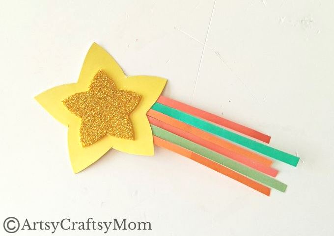 Here's a beautiful, sparkling Star Wand Pencil Topper Craft to add some magic to your New Year celebrations! It also makes a great gift for friends!
