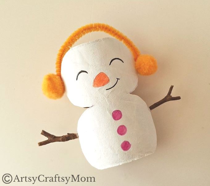 Don't have snow where you live? No problem, this Toilet Paper Roll Snowman Craft ensures that you can still build yourself your own snowman!