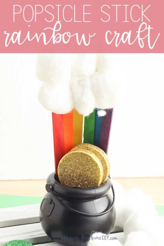 Gather all the craft sticks you have, because we've got lots of fun St Patrick's Day Stick Crafts to make! Includes leprechauns, shamrocks & more!