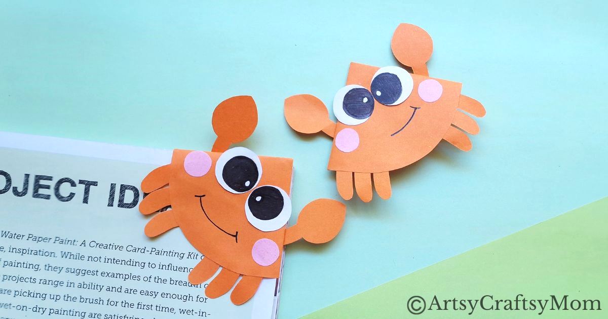 Here's a cute little crab corner bookmark that you can make entirely out of paper! You don't need to know any advanced techniques either - it's easy!