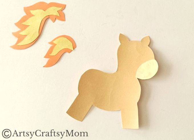 Enjoy a prosperous year with a fun and easy Year of the Fire Horse Stick Puppet Craft! All you need are basic craft supplies and a free afternoon!