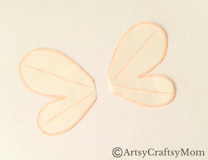 Let's welcome spring with a pretty paper bag spring fairy puppet craft! This fairy reminds us of flowers, greenery & everything we love about spring!