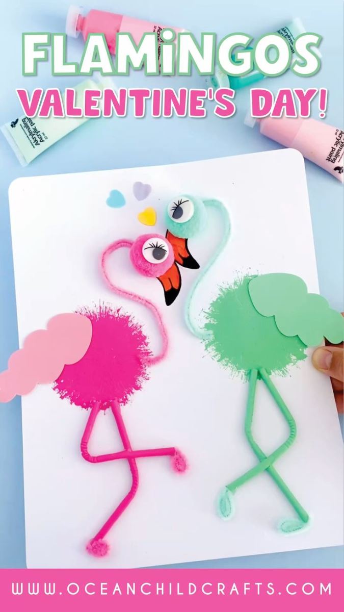 Love flamingos? Then you'll love these fancy Flamingo Crafts for Kids! Enjoy the explosion of pink with flamingos made from paper, felt, pom poms and more!