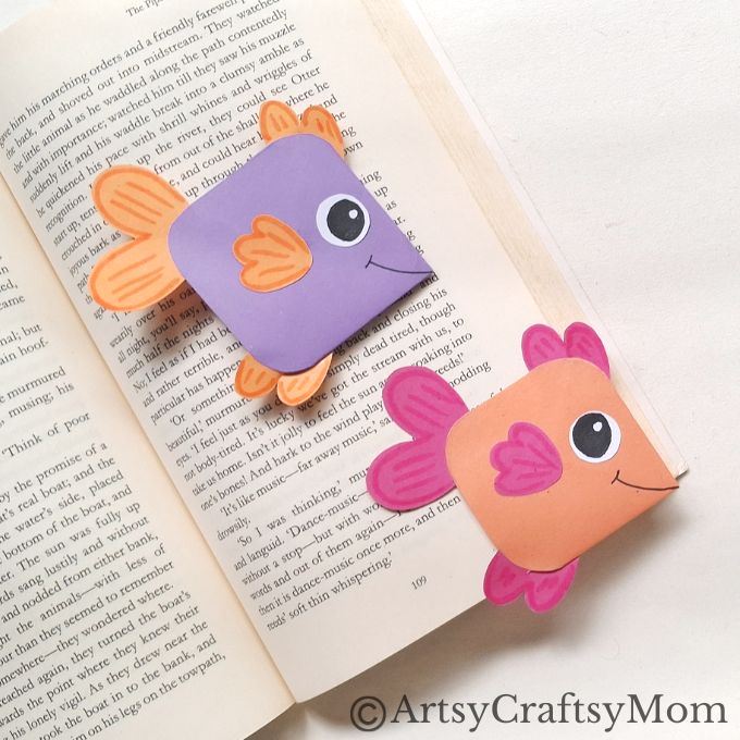 Never stop your reading journey; this adorable fish corner bookmark encourages you to keep on swimming! Easy paper craft ideal for beginners!