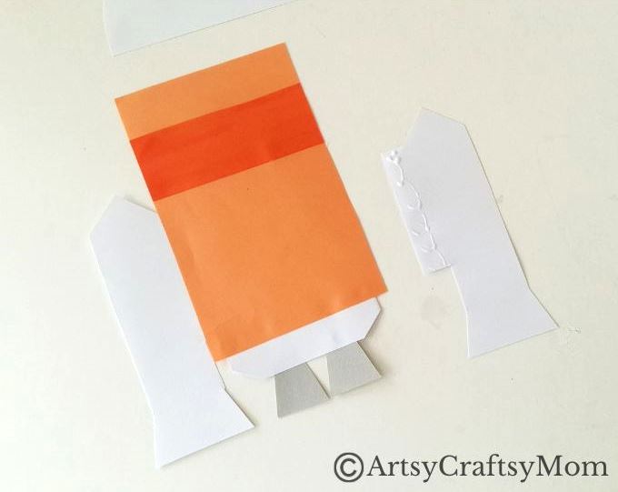 We're celebrating the amazing NASA Artemis II mission with a fun paper bag Artemis II craft! Perfect for National Space Day on May 1st.
