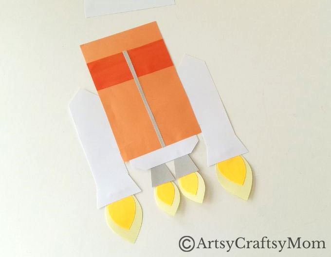 We're celebrating the amazing NASA Artemis II mission with a fun paper bag Artemis II craft! Perfect for National Space Day on May 1st.