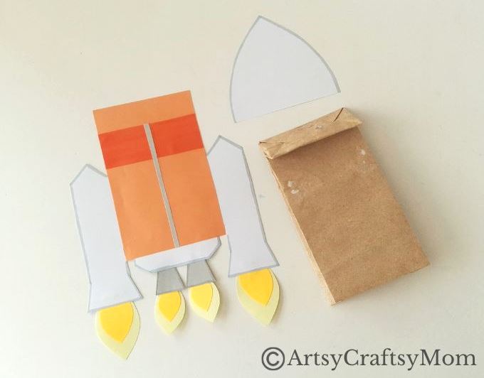 We're celebrating the amazing NASA Artemis II mission with a fun paper bag Artemis II craft! Perfect for National Space Day on May 1st.