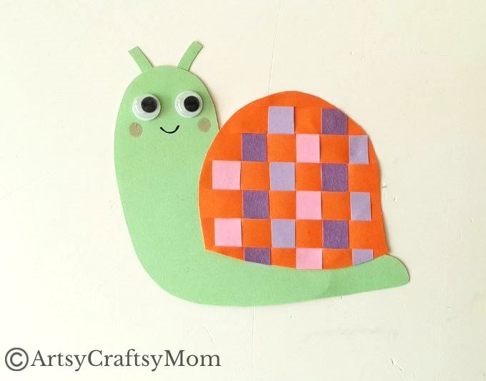 Here's a fun Woven Paper Snail Craft for Kids to help us learn more about the amazing features of the snail shell, while improving motor skills!