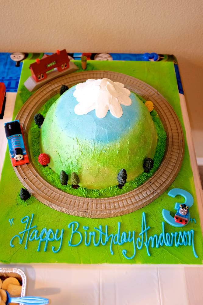 Kids love trains, making it a great party theme! Here are some awesome DIY train party ideas featuring decor, food, cakes, games and more!