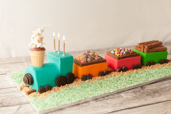 Kids love trains, making it a great party theme! Here are some awesome DIY train party ideas featuring decor, food, cakes, games and more!