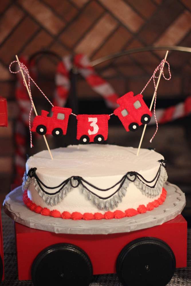 Kids love trains, making it a great party theme! Here are some awesome DIY train party ideas featuring decor, food, cakes, games and more!