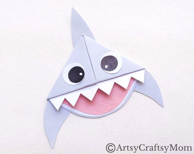 Not all sharks are ferocious - this one is actually helpful! Enjoy making our shark corner bookmark & you have a reading buddy who holds your page!