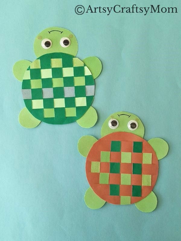 If you're looking for a fine motor exercise for your child that also boosts focus and concentration, this woven paper turtle craft is the perfect choice!