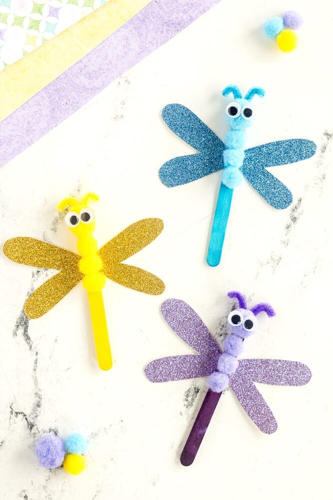 We're all set to celebrate National Dragonfly Day on 12th June with these delightful dragonfly crafts for kids! There's something for every age group!