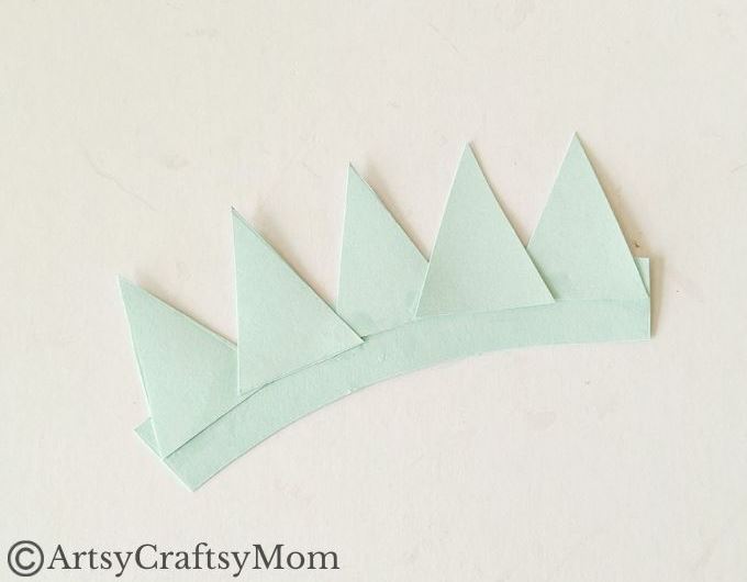 Cute Paper Bag Statue of Liberty Craft for Kids 6 We've got the perfect project for kids to try this 4th of July - a paper bag Statue of Liberty craft! It is really easy to make, & looks amazing when done!
