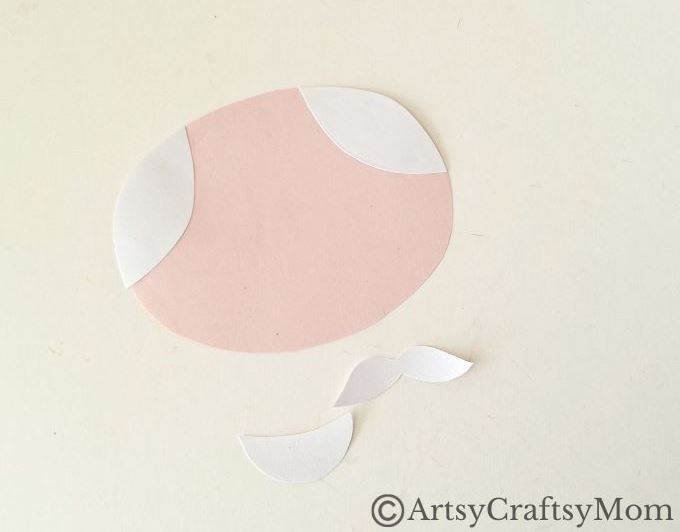 If you're planning a puppet show for the 4th of July, you have to try this fun paper bag Uncle Sam craft! All you need is a paper bag and craft paper!